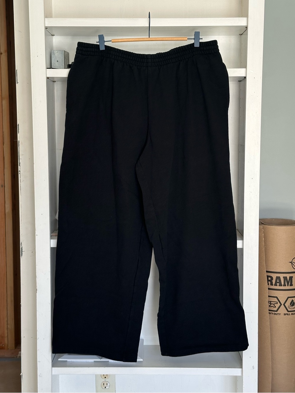 SKIMS Wide Leg Fleece sweatpants
